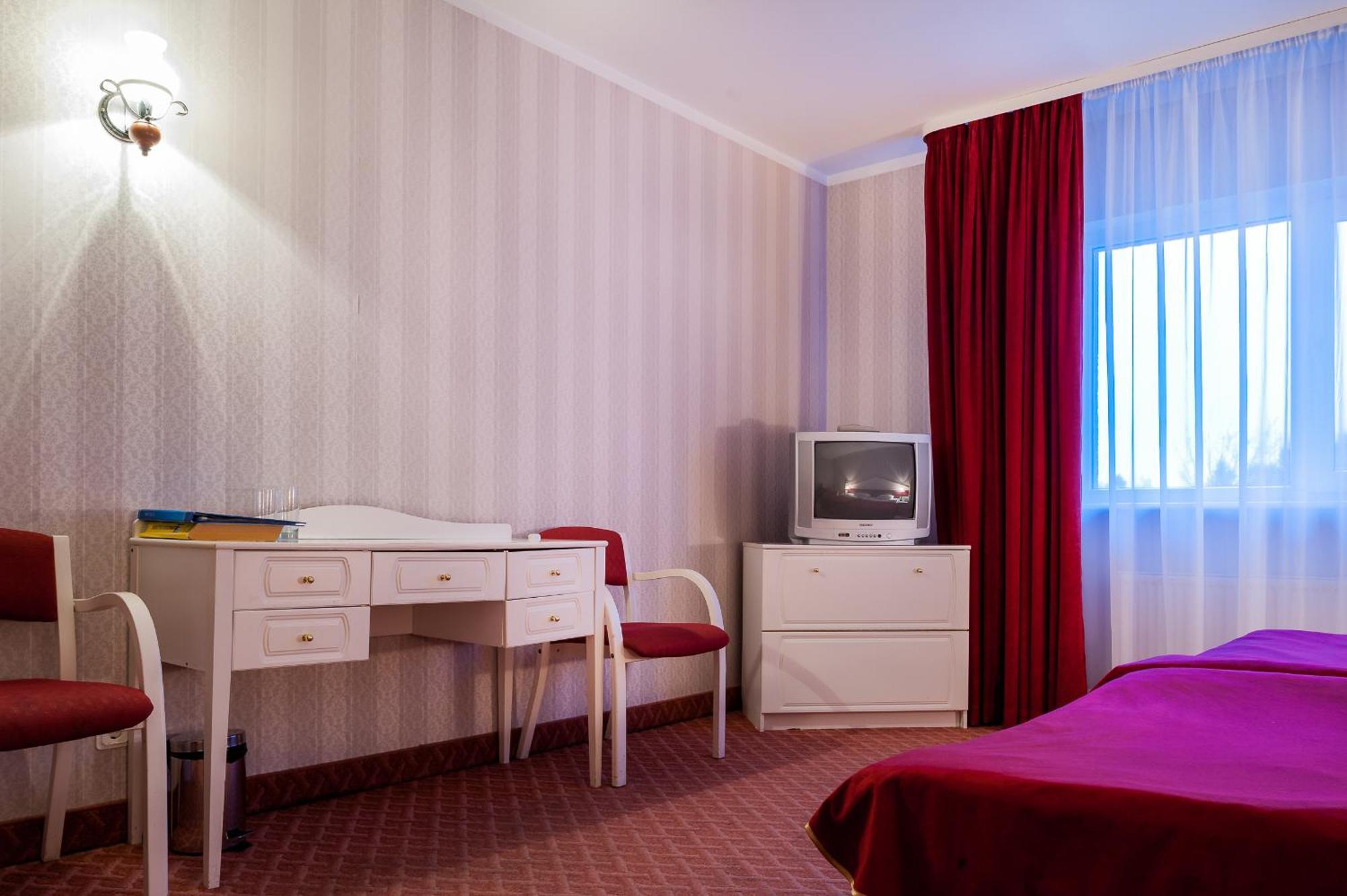 Ecoland Hotel Tallinn Room photo